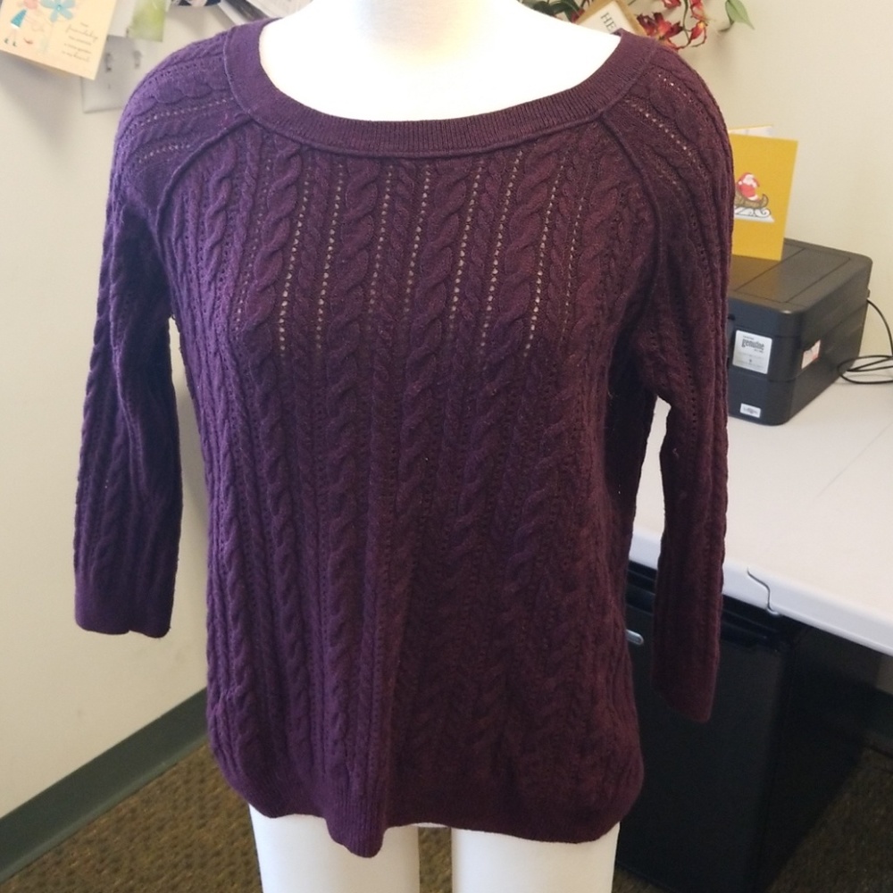 American eagle sweater